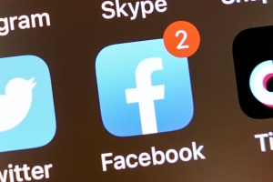 Frp, Ap og Høyre har brukt mest på Meta-annonser
