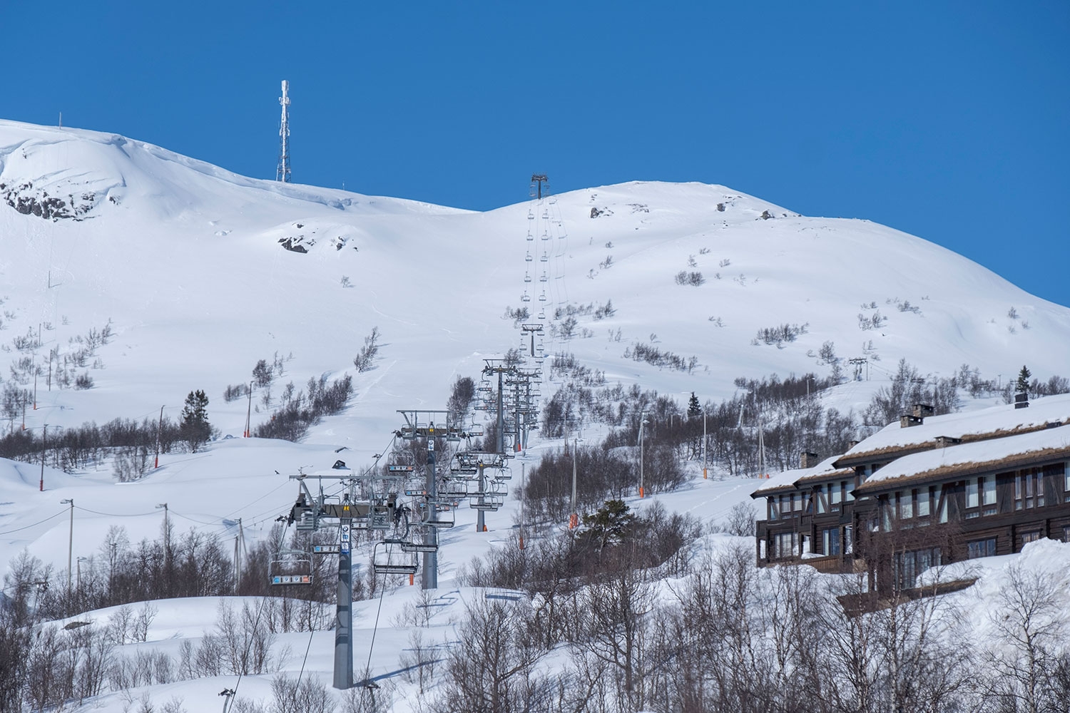 Hovden i Setesdal i Bykle kommune er en av mange alpinanlegg som har stått stille på grunn av koronapandemien.