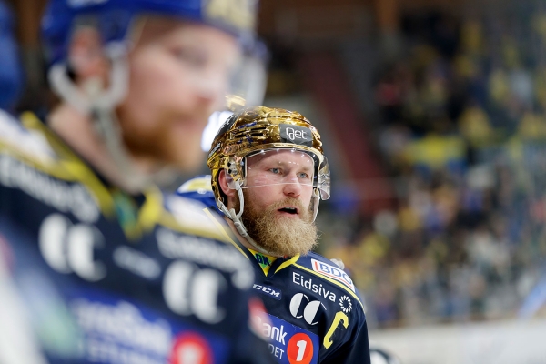 Storhamar-kaptein Patrick Thoresen var en viktig brikke da Stavanger ble slått med 4-0 på egen is torsdag. 