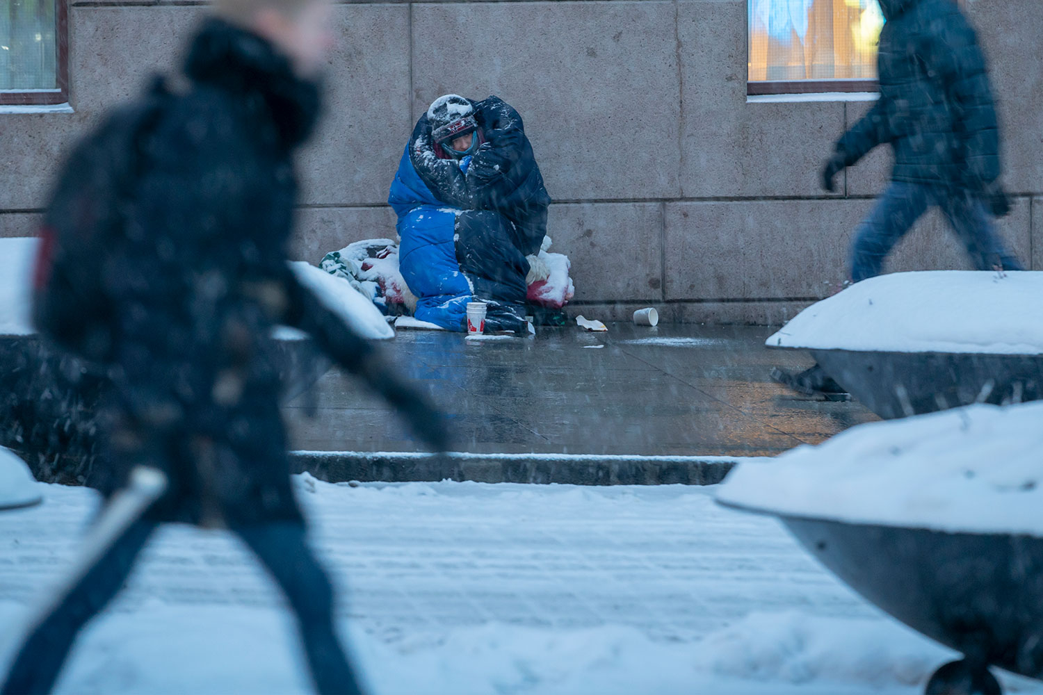 En rumensk tigger på Karl Johan i Oslo i februar 2019. 