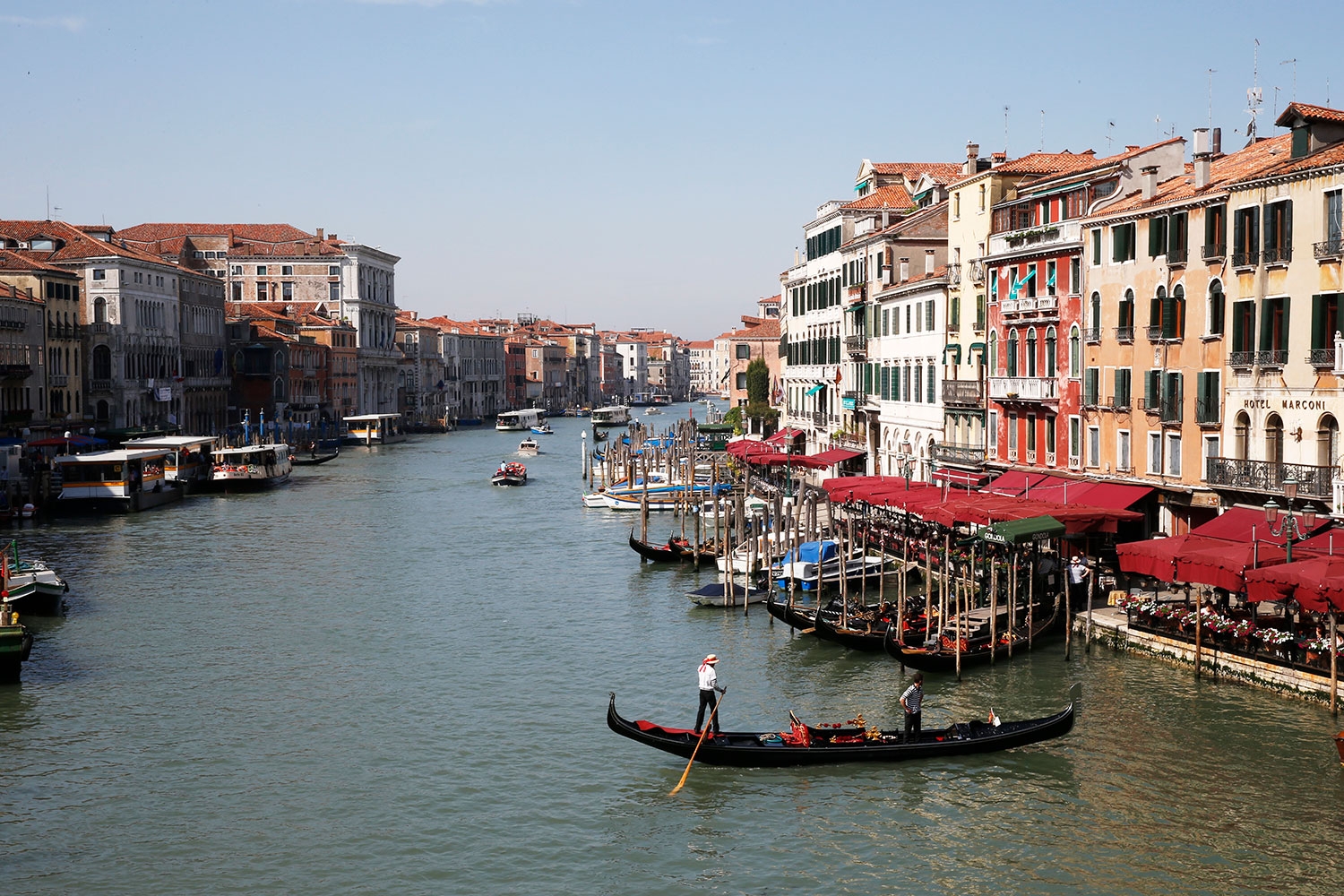 Venezia i Italia er blant stedene nordmenn kan dra til uten å pådra seg karantene etter 15. juli. 